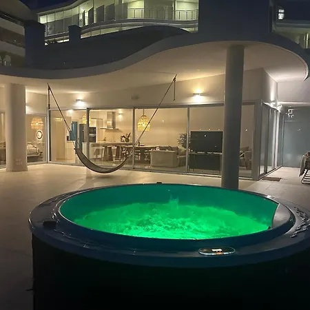 Beautiful Modern With Jacuzzi, 1 Km From The Apartamento *