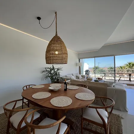 Beautiful Modern With Jacuzzi, 1 Km From The Apartment